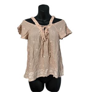 VERY NICE CHOLE & KATIE WOMEN COLD SHOULDER EMBROIDERED PINK BLOUSE Size medium